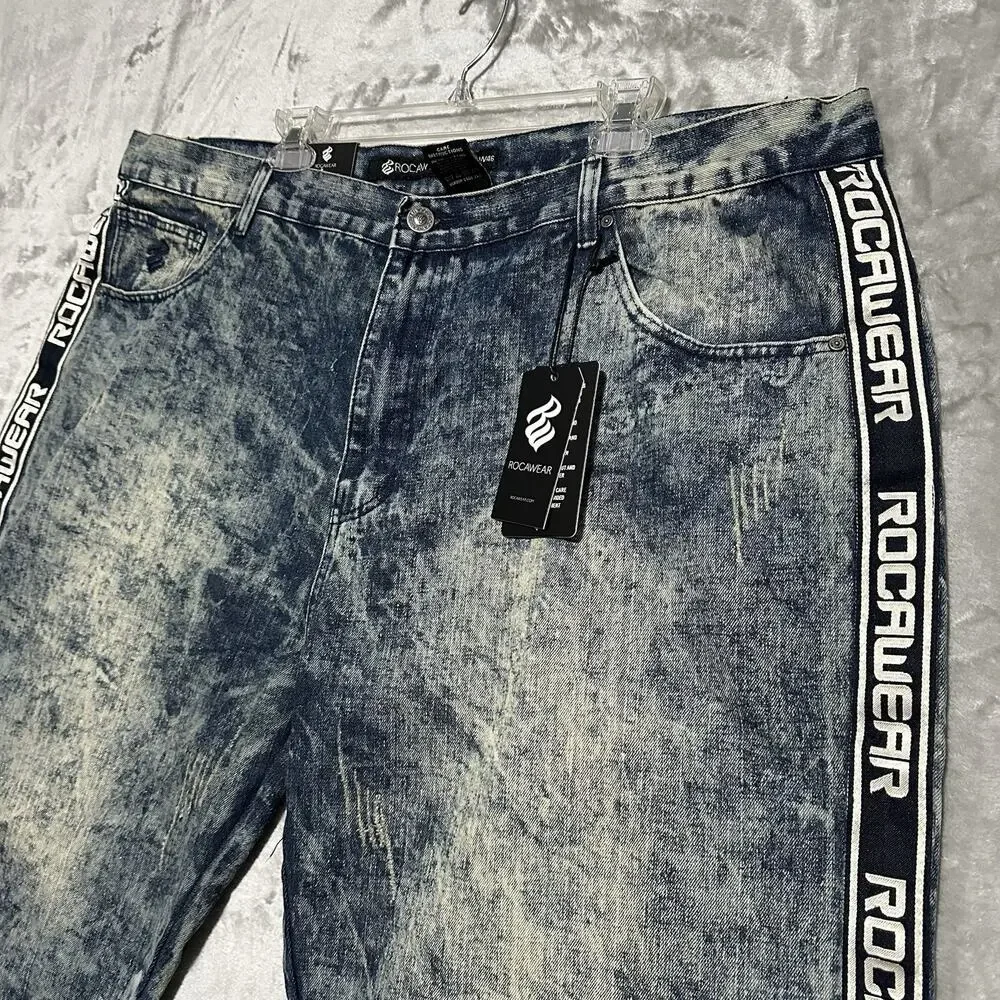 NWT Rocawear Baggy Denim Jean Shorts Mens Size 46 Blue Y2K Hip Hop Streetwear